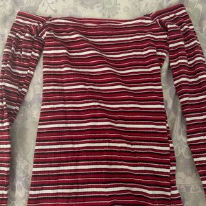 Off the shoulder long sleeve